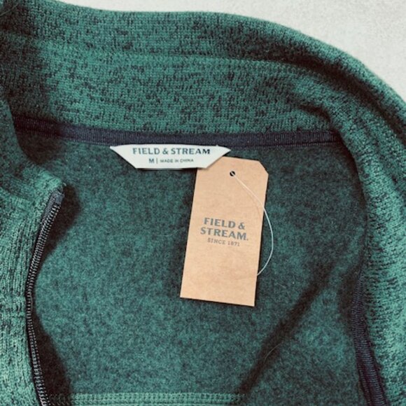 *NWT* Field & Stream Men's Dark Green Sweater Fleece Vest. Side MEDIUM - Picture 3 of 4